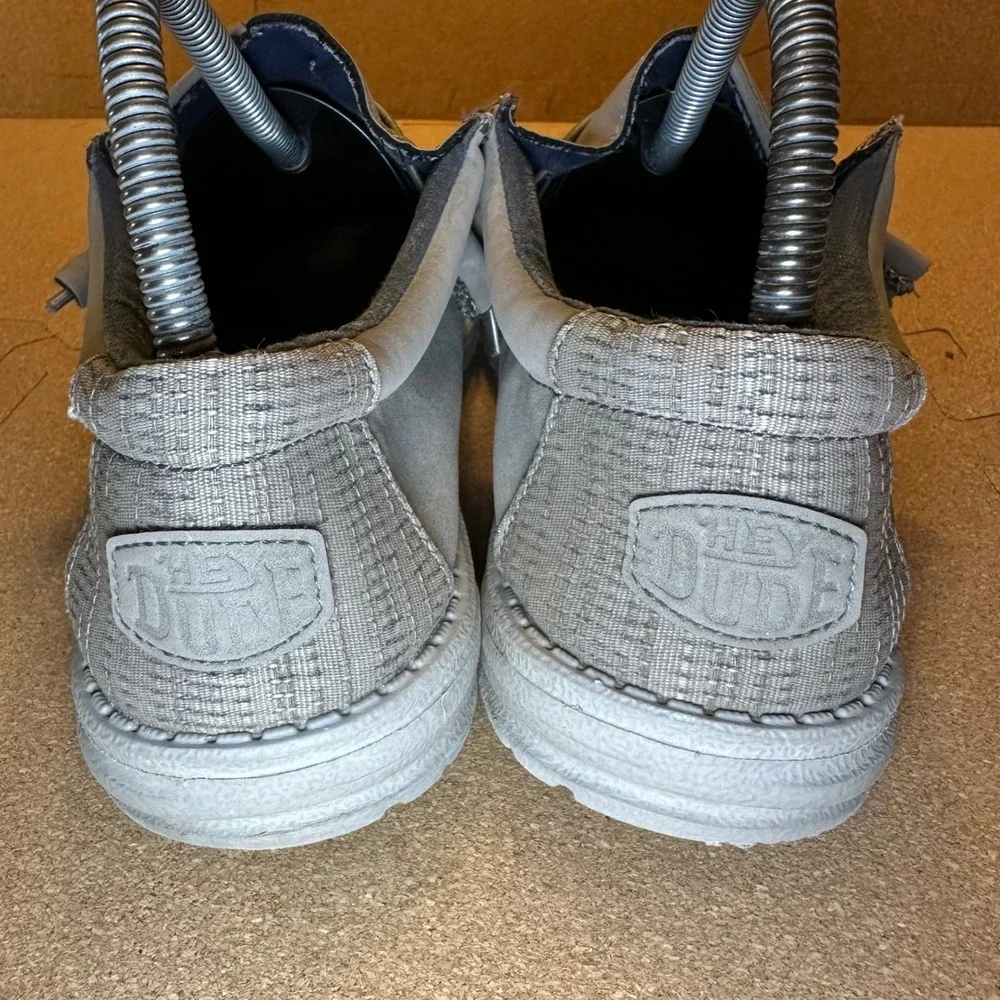Hey Dude Wally Fabricated Leather Men Size 6 Grey Slip On Loafer Casual Shoes